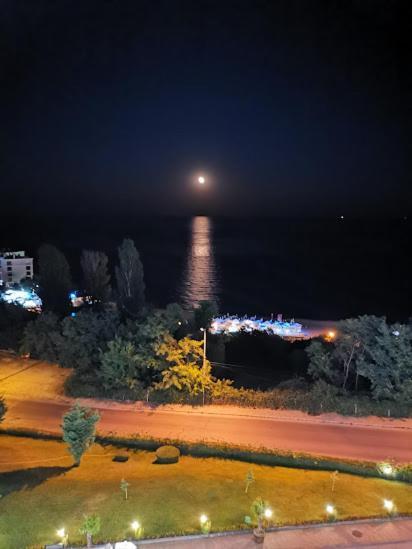 Cabacum Beach Residence Апартамент Голубая Лагуна Varna Esterno foto